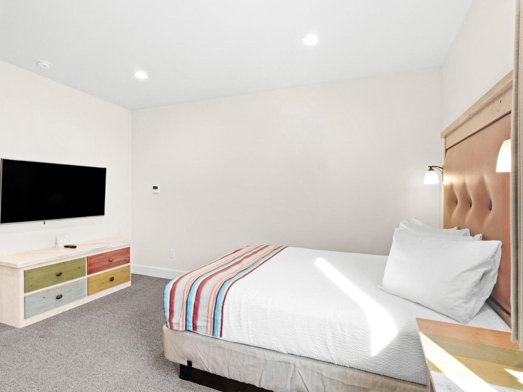 Hotel Dwellings 3*