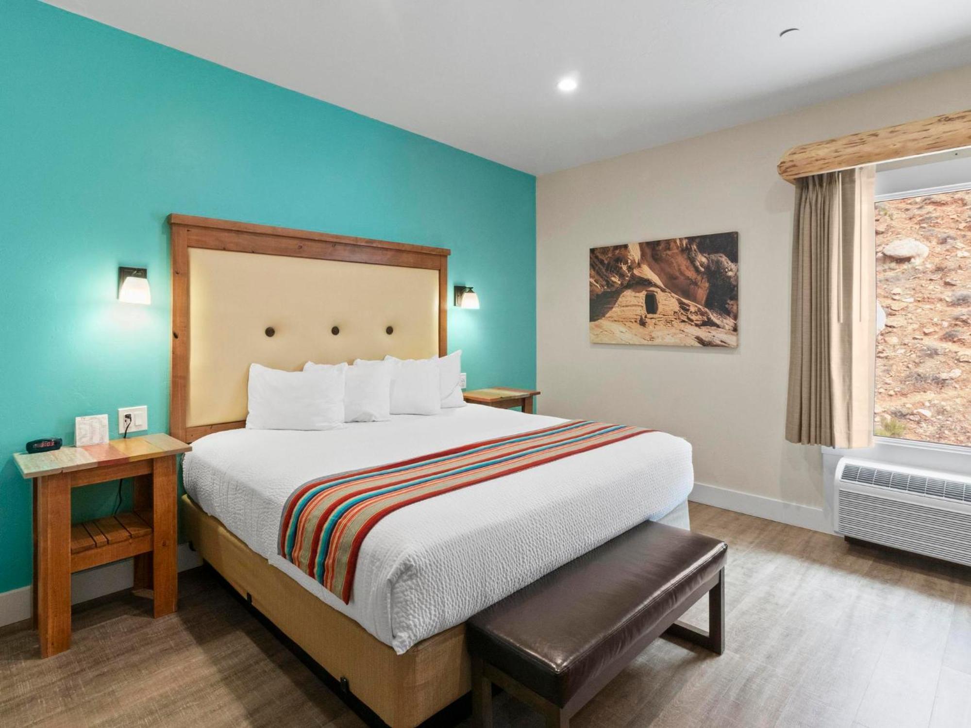 Dwellings Hotel